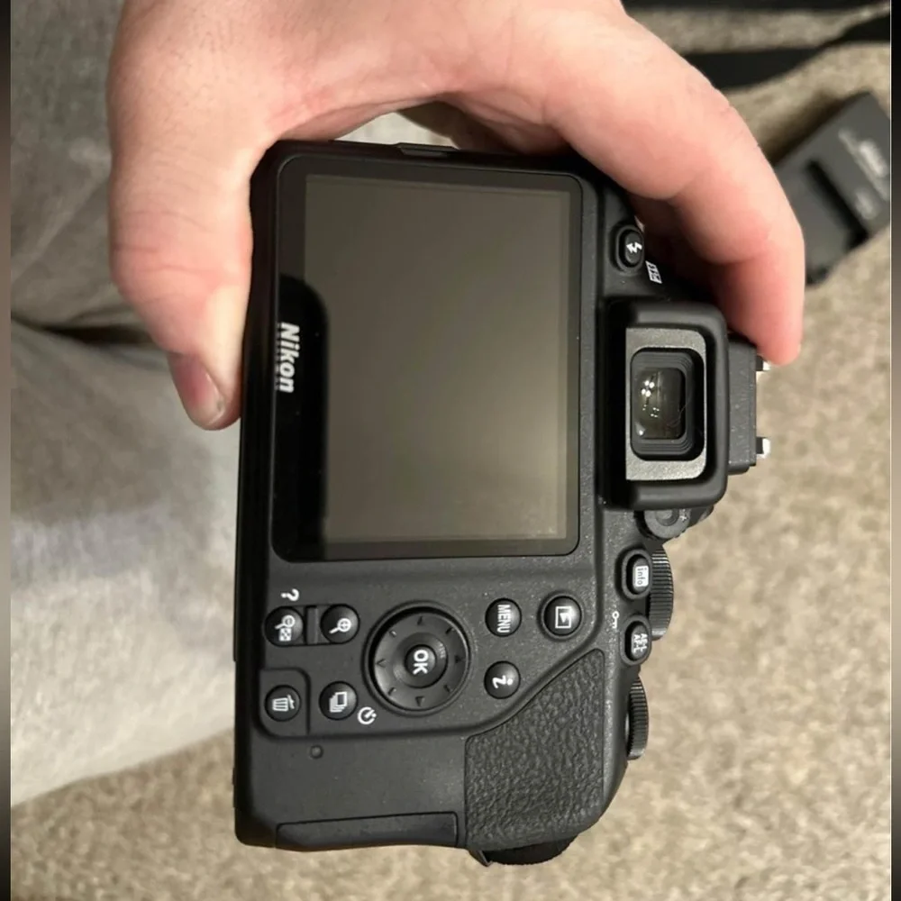 Nikon D3500
